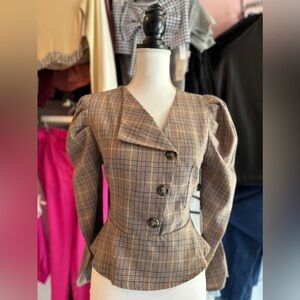 brown long sleeve blouse